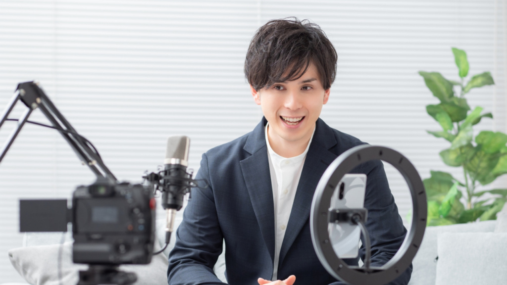 男性を撮影する様子